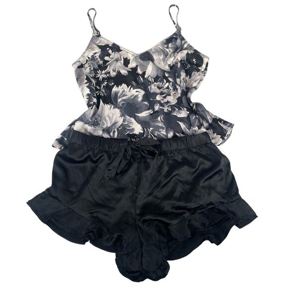 Victoria's Secret pajama sleepwear set size small top and shorts - Picture 3 of 8